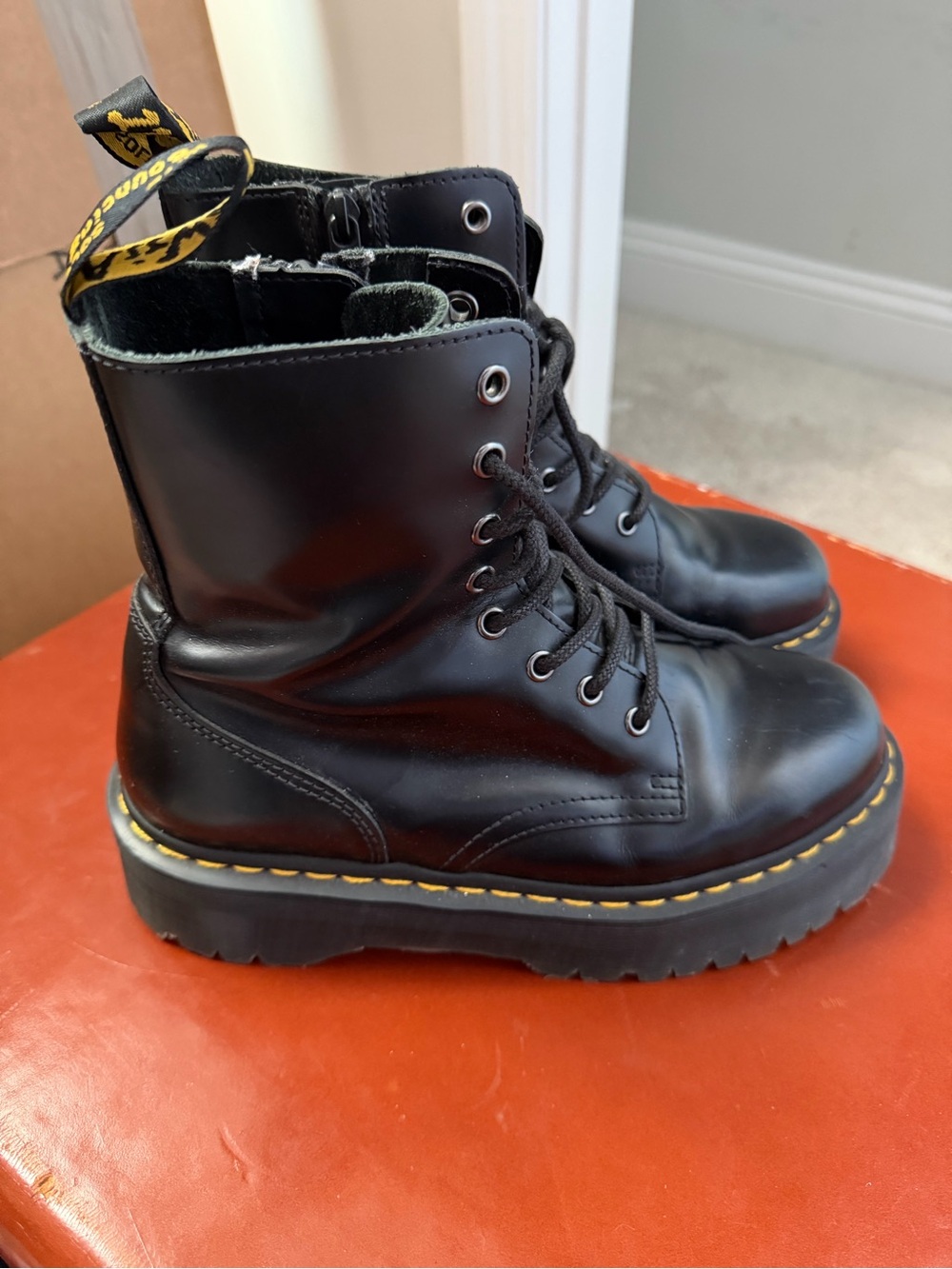 Doc Marten Jadon Boots